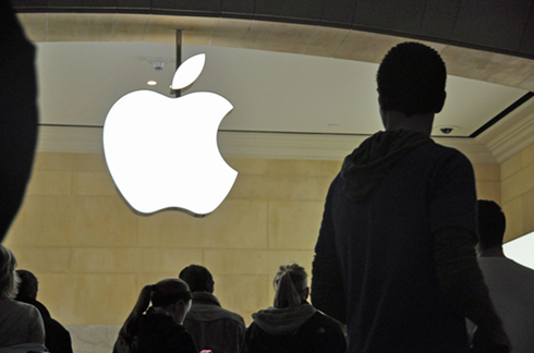 苹果与英特尔有望再携手，由英特尔代工部分M系列芯片