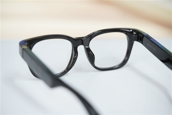 Li Kaifu: Mobile phones are absolutely the wrong device in the AI field